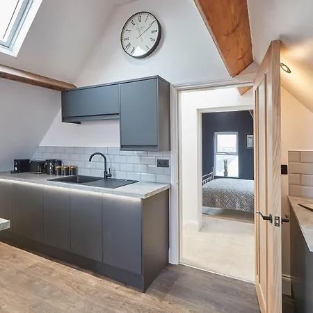 شقة Host & - The Loft At Skinner St *