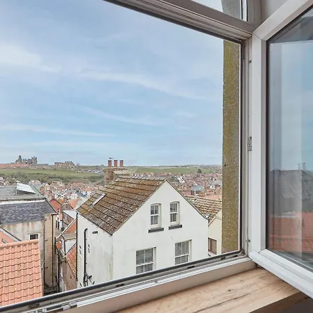 Host & - The Loft At Skinner St شقة